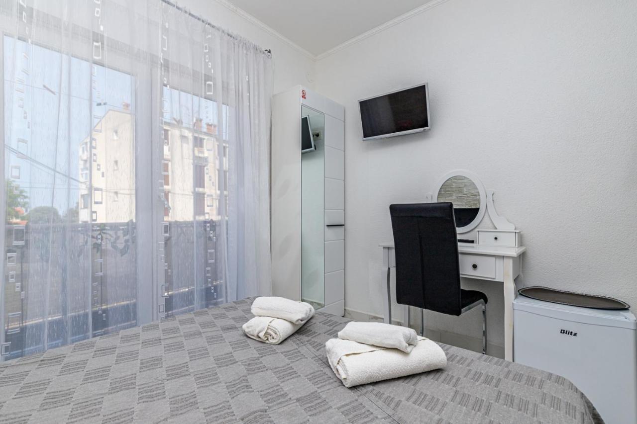 Genoa Rooms Porec Luaran gambar
