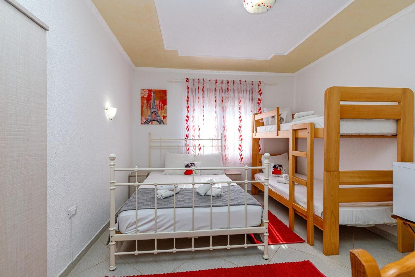 Genoa Rooms Porec Bilik gambar