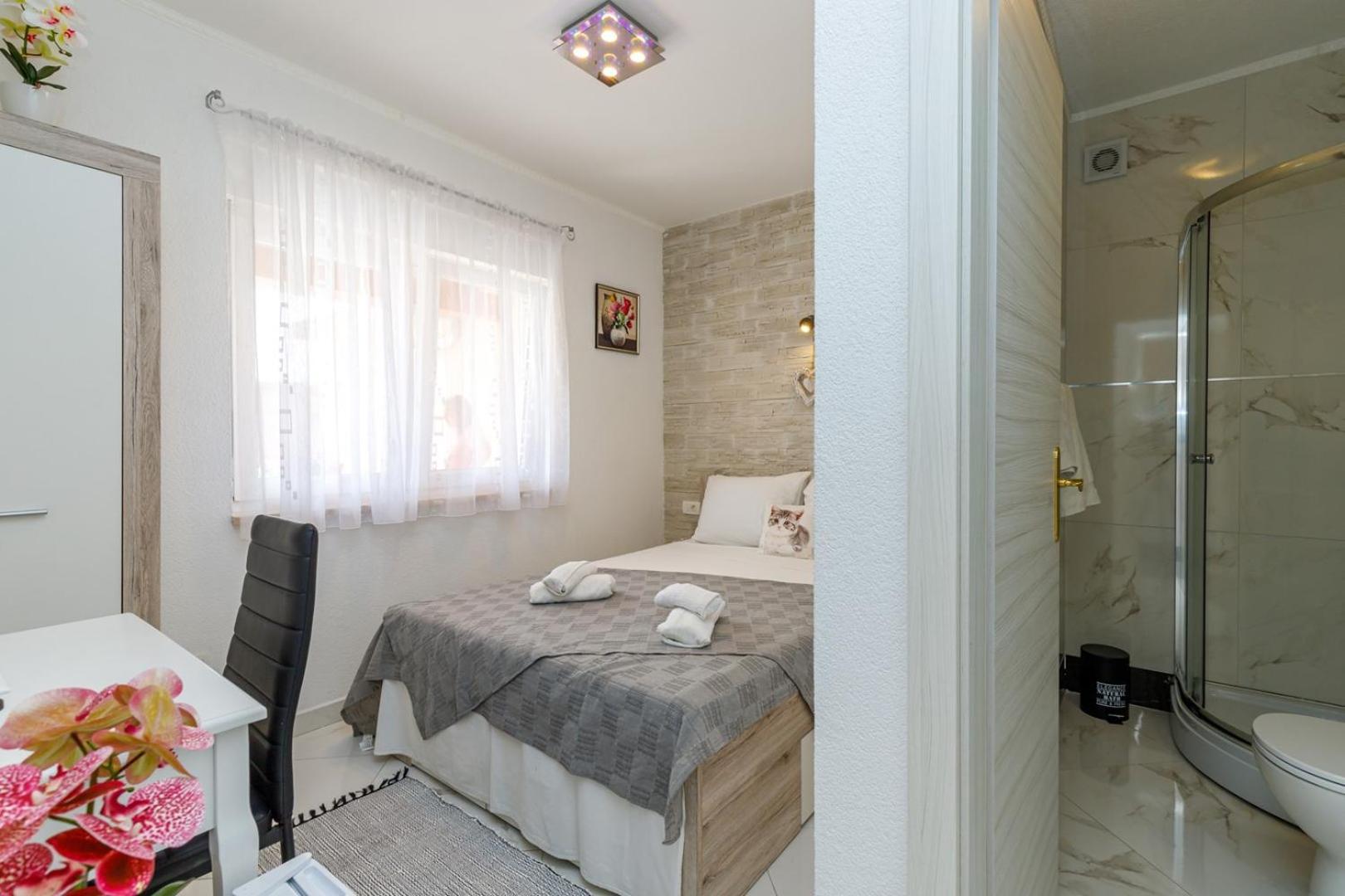 Genoa Rooms Porec Bilik gambar