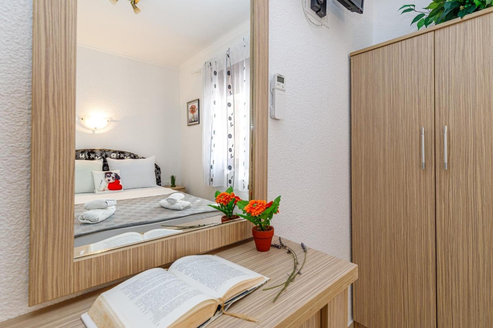 Genoa Rooms Porec Bilik gambar